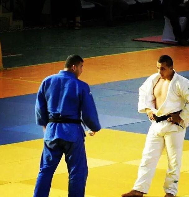 محمود العزازى 