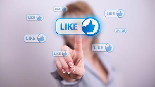 تسجيل الإعجاب على الفيس بوك