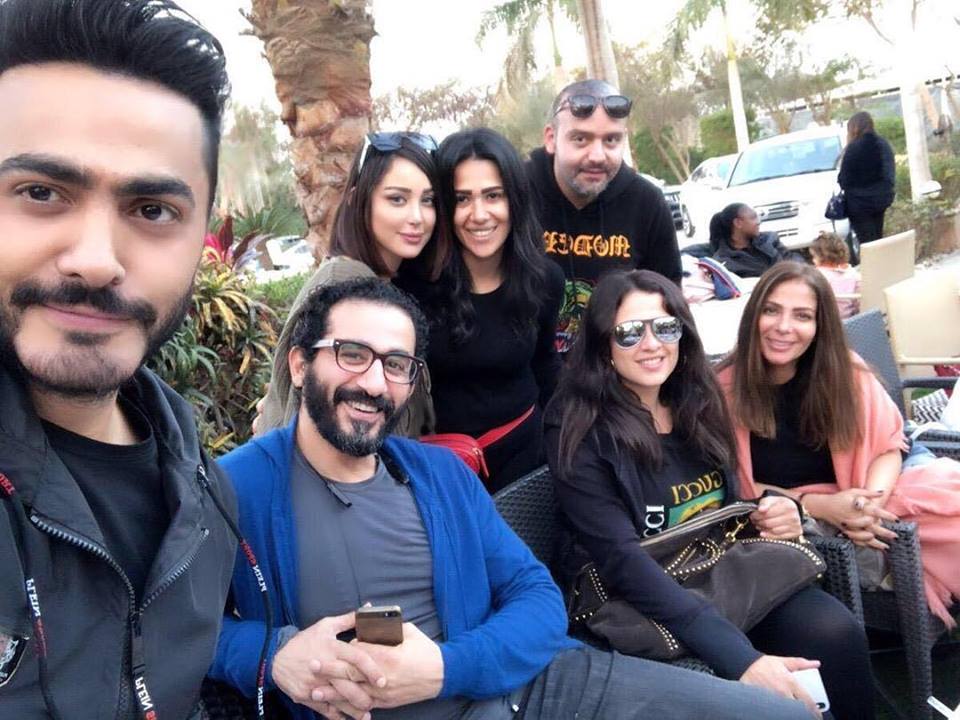 تامر حسني وأصدقائه
