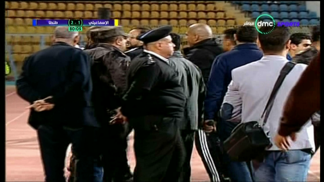 خناقة والأمن يقتحم .. والاسماعيلي يفلت من الهزيمة على يد فري