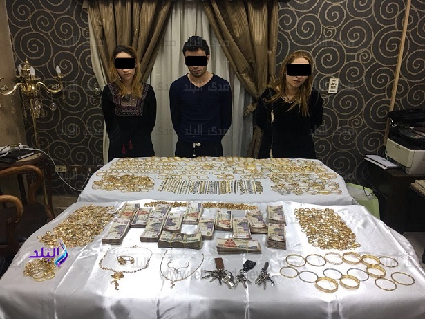 المتهمين