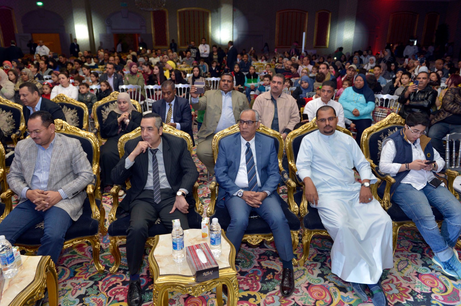أثناء المؤتمر لتوقيع التأمين على الحوادث للعمالة المصرية أثناء المؤتمر لتوقيع التأمين على الحوادث للعمالة المصرية