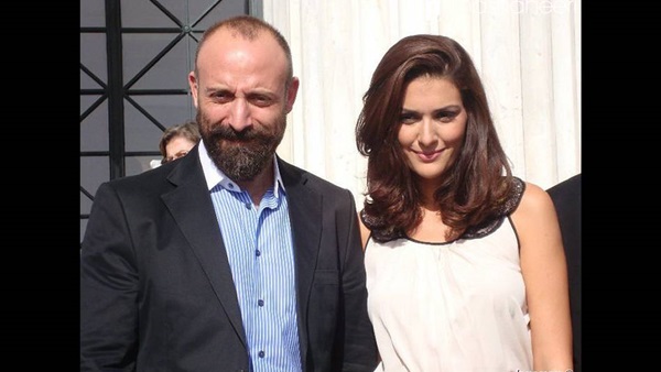خالد ارجنش وزوجته