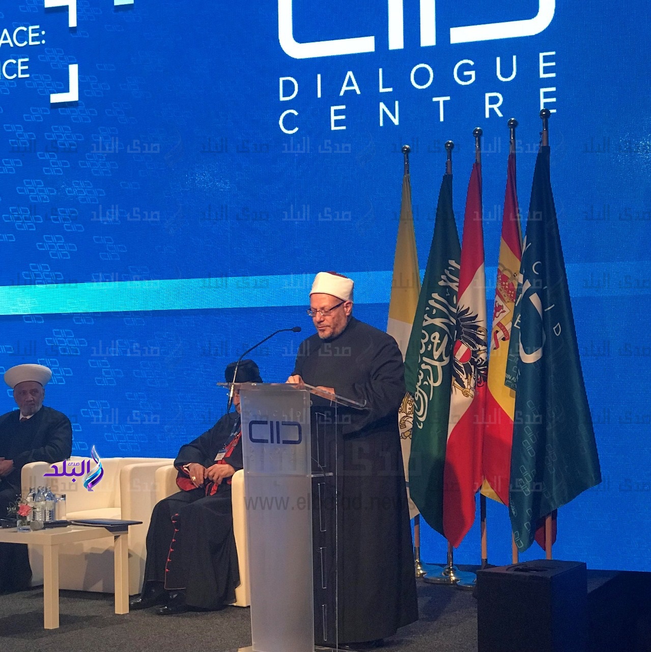 "علام" في مؤتمر "حوار السلام" بفيينا "علام" في مؤتمر "حوار السلام" بفيينا