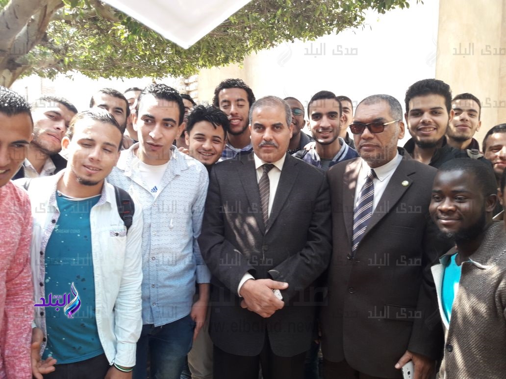 الدكتور محمد حسين المحرصاوي رئيس جامعة الأزهر الدكتور محمد حسين المحرصاوي رئيس جامعة الأزهر