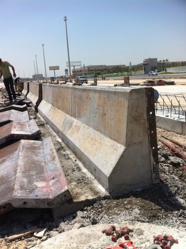 حواجز خرسانية حواجز خرسانية