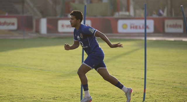 أحمد حمودى لاعب الاهلى 