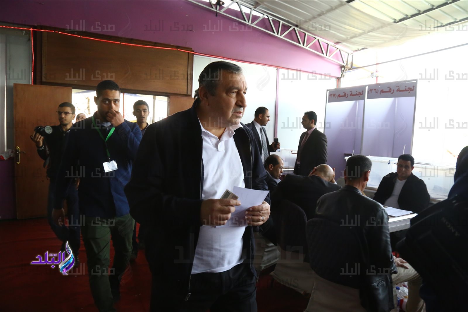 عصام شرف