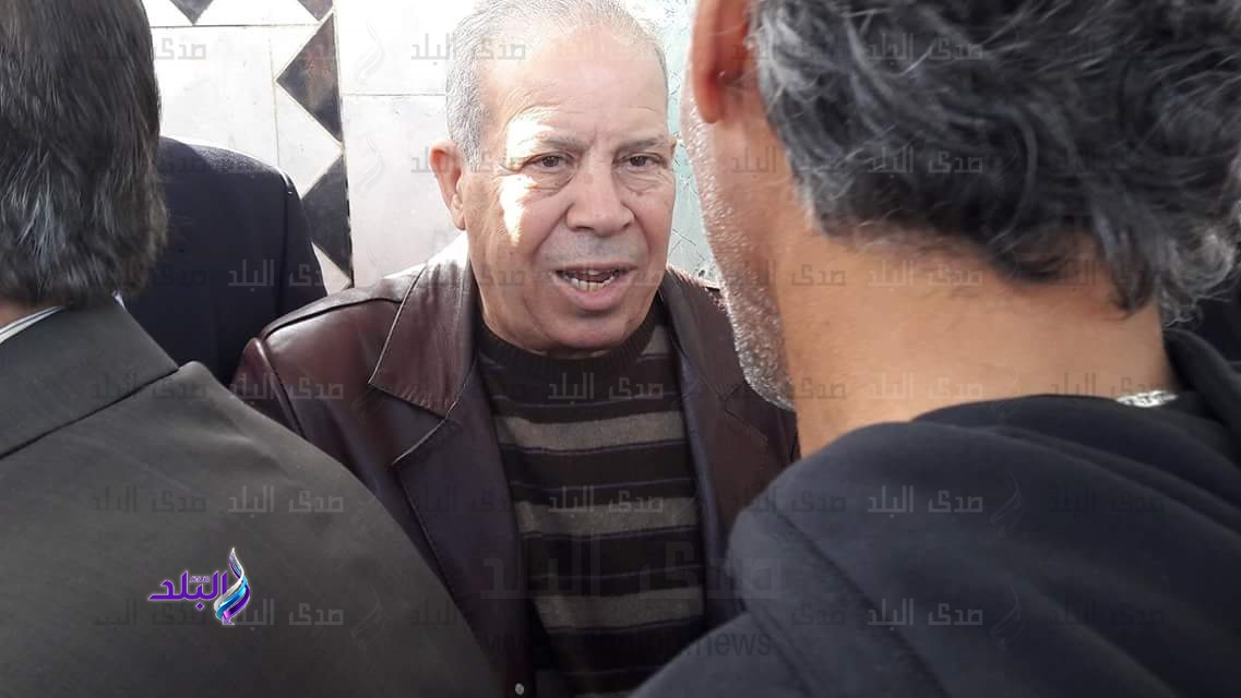 الكابتن محمود أبو رجيلة يقدم واجب العزاء في وفاة مصطفى الشنا الكابتن محمود أبو رجيلة يقدم واجب العزاء في وفاة مصطفى الشنا