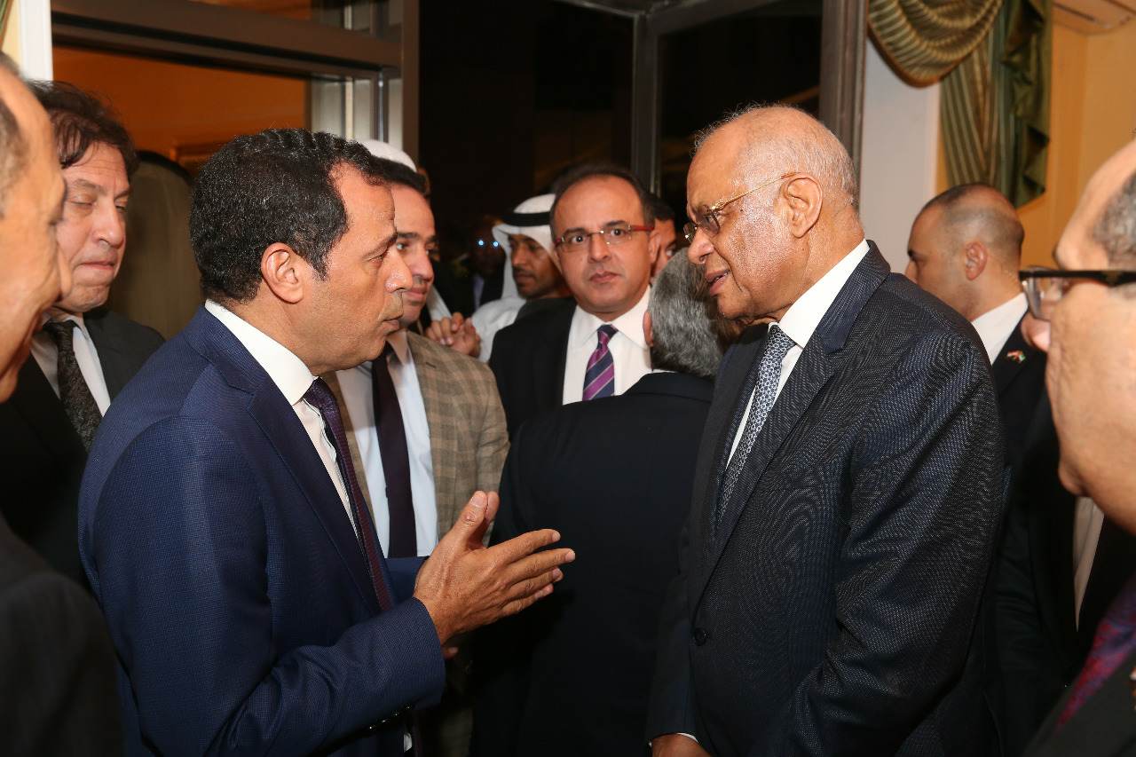 علي عبد العال في الإمارات