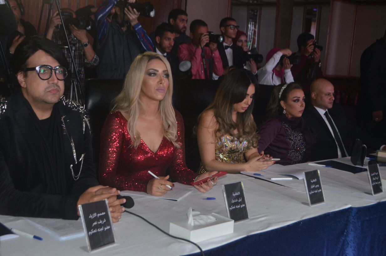 لجنة تحكيم ملكة الأناقة 