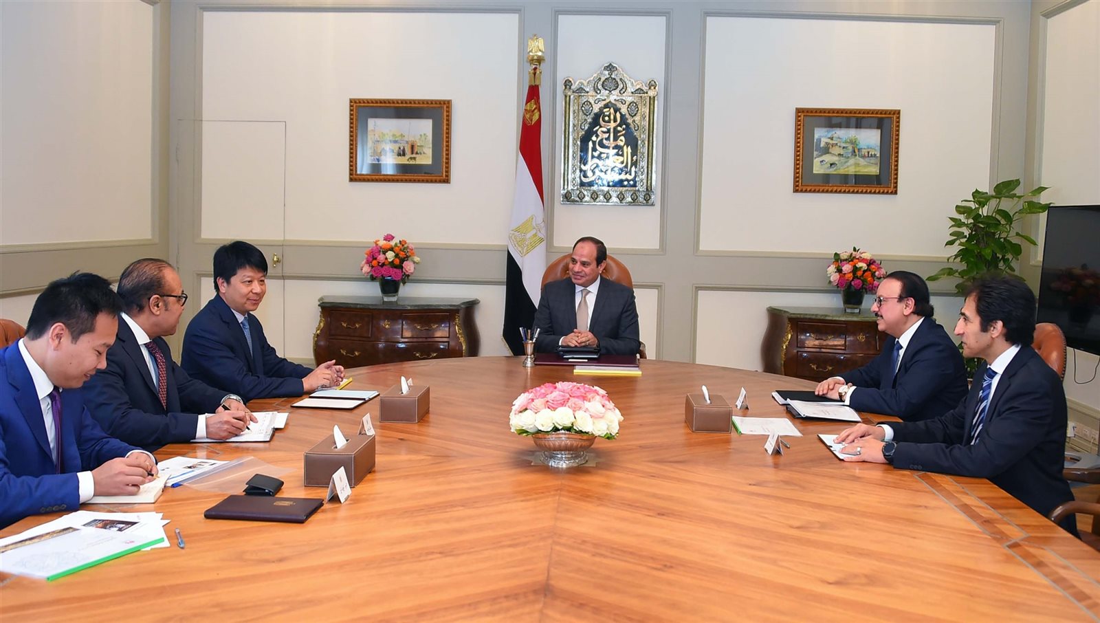 الرئيس السيسي خلال إجتماعه برئيس شركة هواوي العالمية