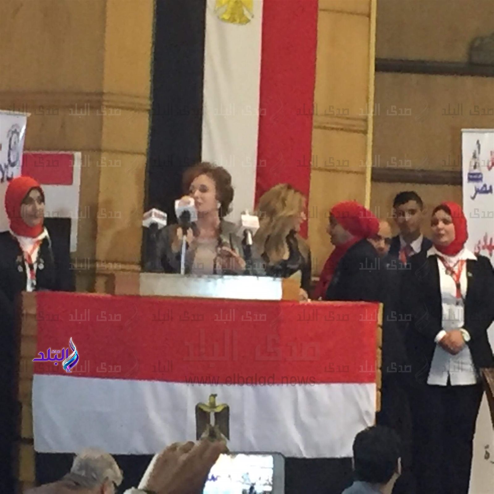جيهان السادات جيهان السادات