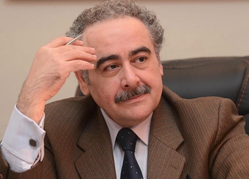 علاء عبد الهادى رئيس اتحاد الكتاب