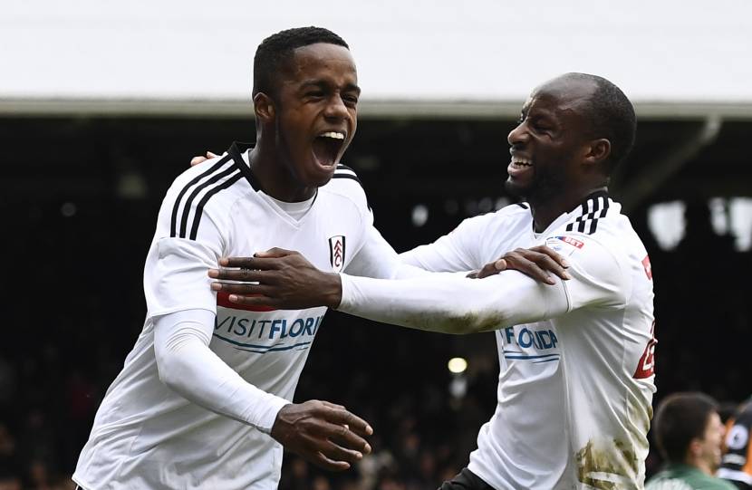 ريان سيسيجنون نجم فولهام الصاعد