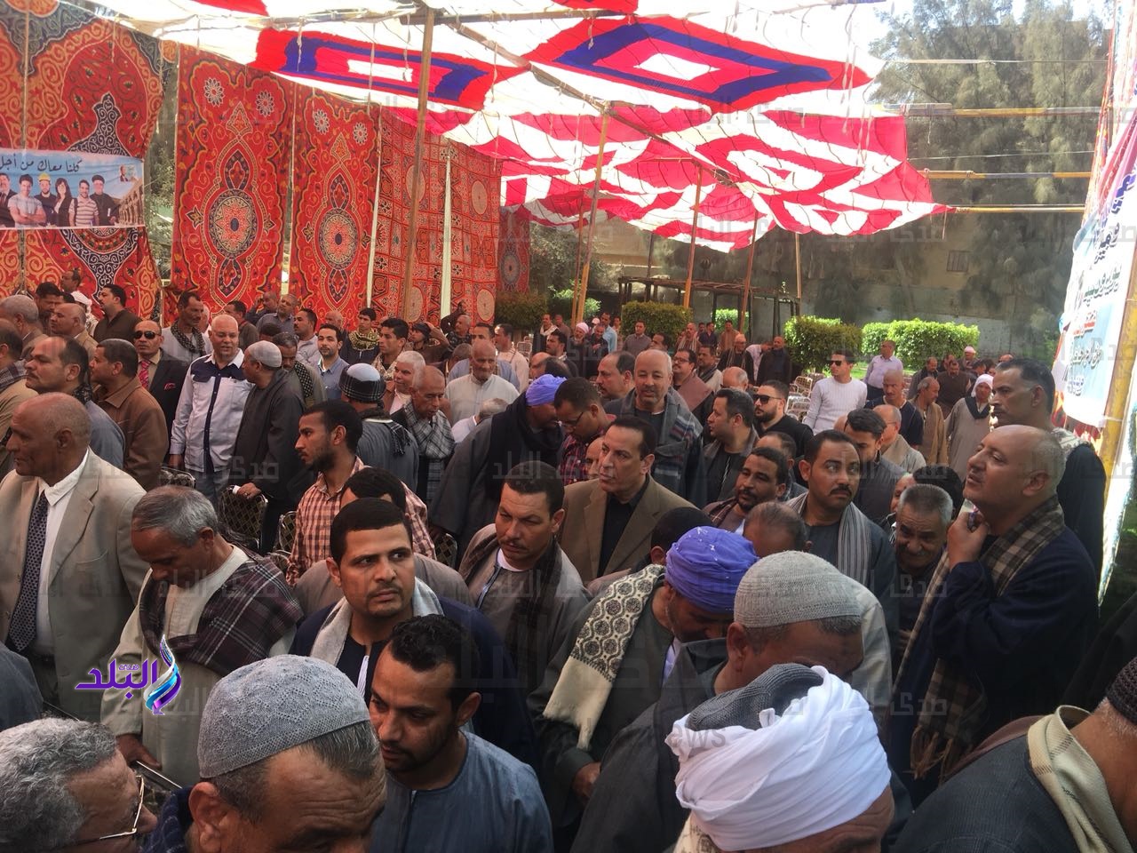 مؤتمرا جماهيريا لدعم " السيسي " بديروط مؤتمرا جماهيريا لدعم " السيسي " بديروط