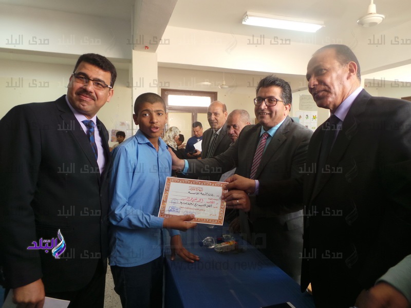 جانب من حفل التكريم جانب من حفل التكريم