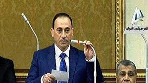 محمد عبدالله زين الدين، وكيل لجنة النقل والمواصلات بالبرلمان محمد عبدالله زين الدين، وكيل لجنة النقل والمواصلات بالبرلمان