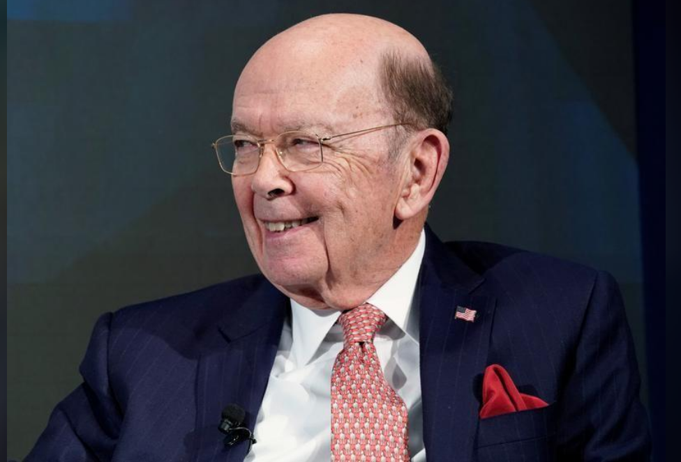 وزير التجارة الأمريكى ويلبور روس