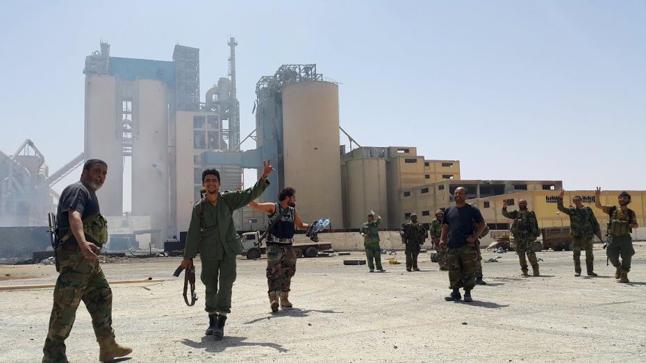 حقل الفيل النفطي في ليبيا يستأنف العمل بعد احتجاجات حقل الفيل النفطي في ليبيا يستأنف العمل بعد احتجاجات