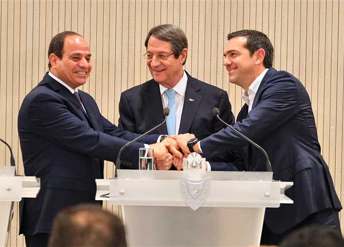 الرئيس السيسي ونظيره القبرصي ورئيس الوزراء اليوناني الرئيس السيسي ونظيره القبرصي ورئيس الوزراء اليوناني