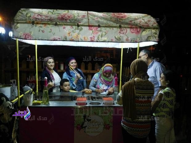 مدرستان تنشأ أول عربة أكل بيتي لتحدي الظروف مدرستان تنشأ أول عربة أكل بيتي لتحدي الظروف