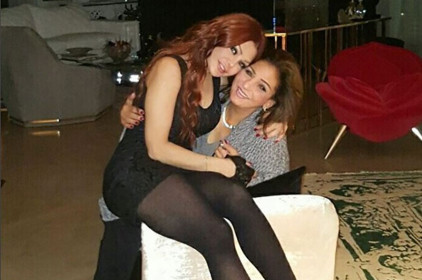 هيفاء وهبي ووالدتها