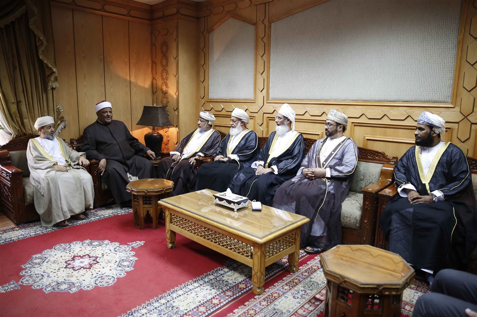 اللجنة العلمية المشتركة بين الأزهر ووزارة الاوقاف بعمان 