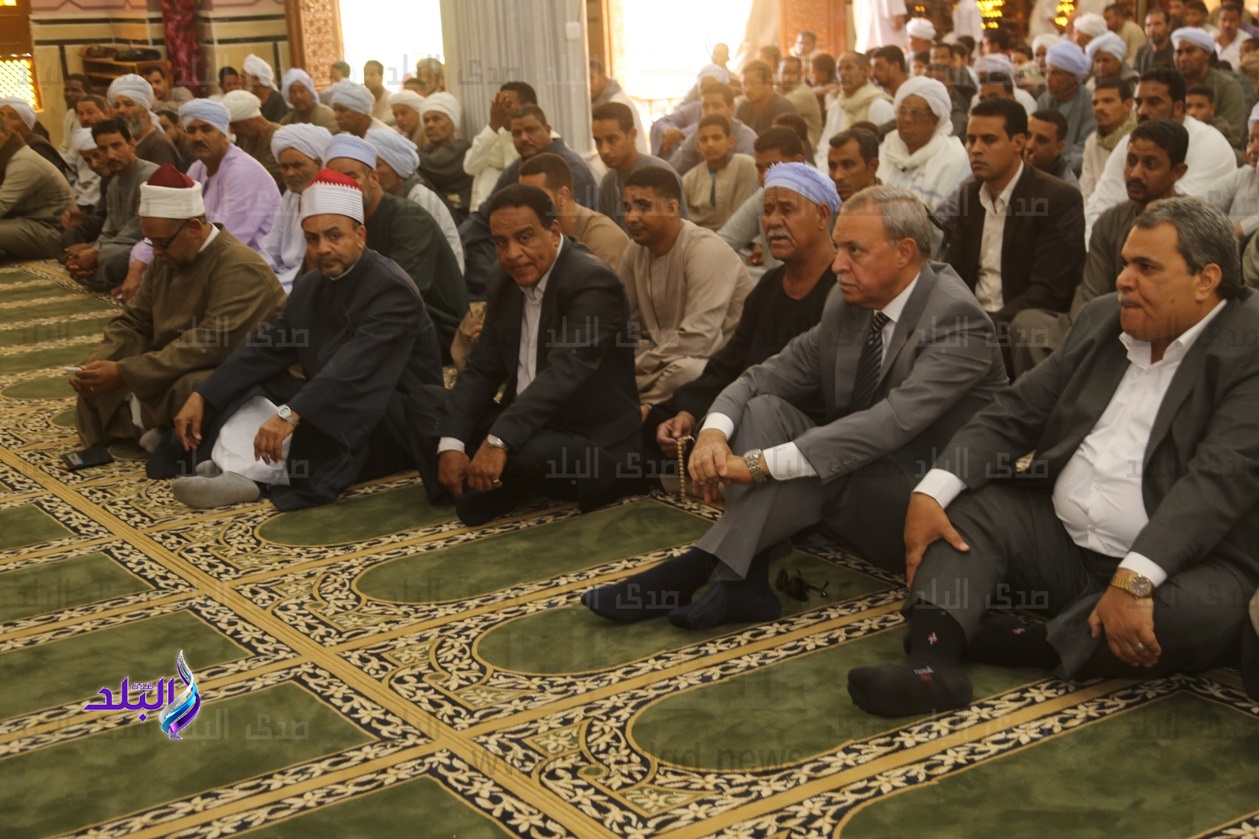 محافظ قنا يفتتح مسجد نجع الجد بقرية كرم عمران