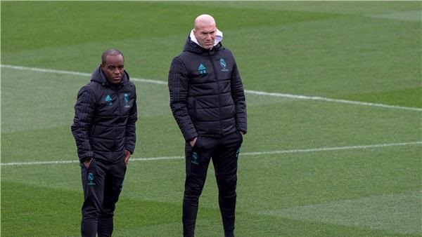 زيدان يستدعي القوة الضاربة لمواجهة إيبار