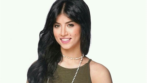 كارولين عزمى كارولين عزمى