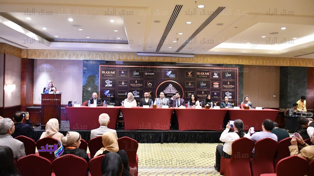 مهرجان الموضة العربية الثاني مهرجان الموضة العربية الثاني