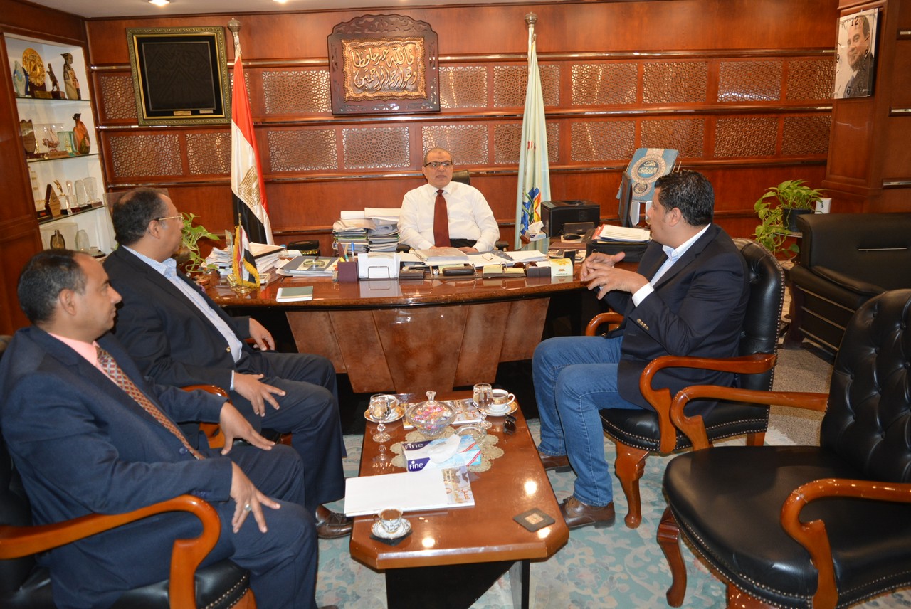 وزير القوى العاملة يوقع بروتوكول تعاون مع صناع الخير وزير القوى العاملة يوقع بروتوكول تعاون مع صناع الخير