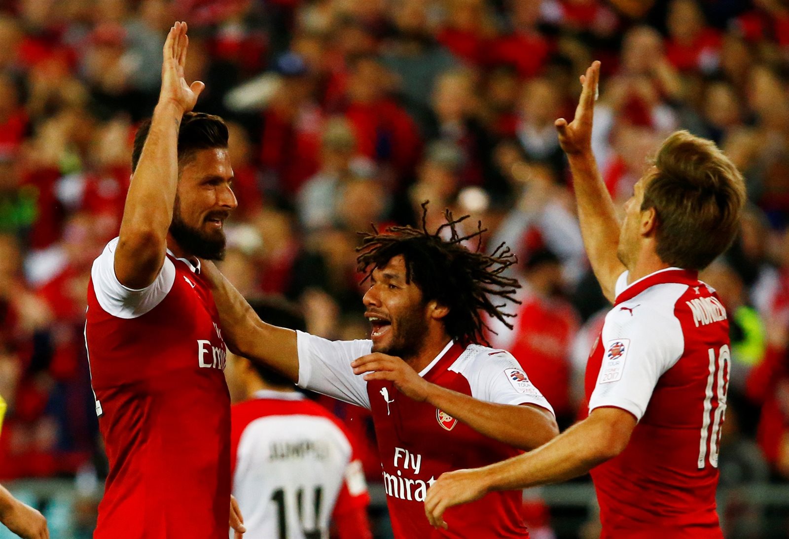 محمد النني لاعب ارسنال 