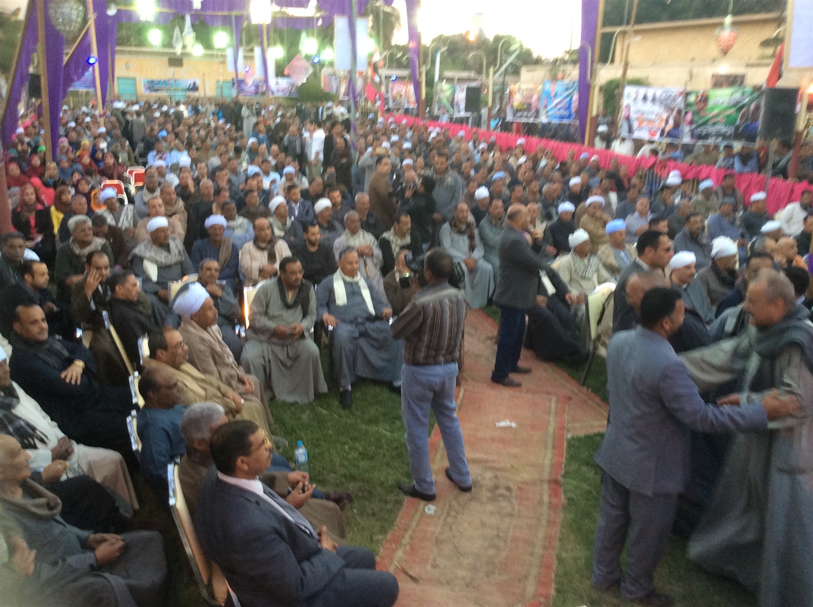 مؤتمر جماهيرى مؤتمر جماهيرى