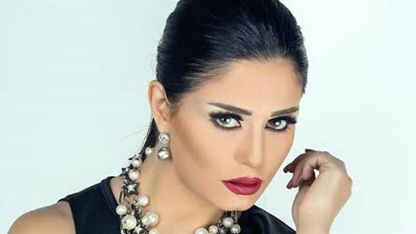 منة فضالى منة فضالى