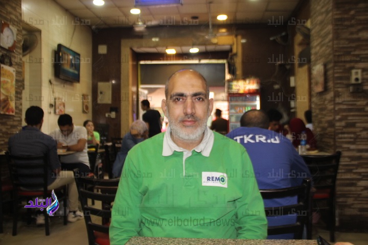 عادل محمود مدير فرع المطعم بالتحرير