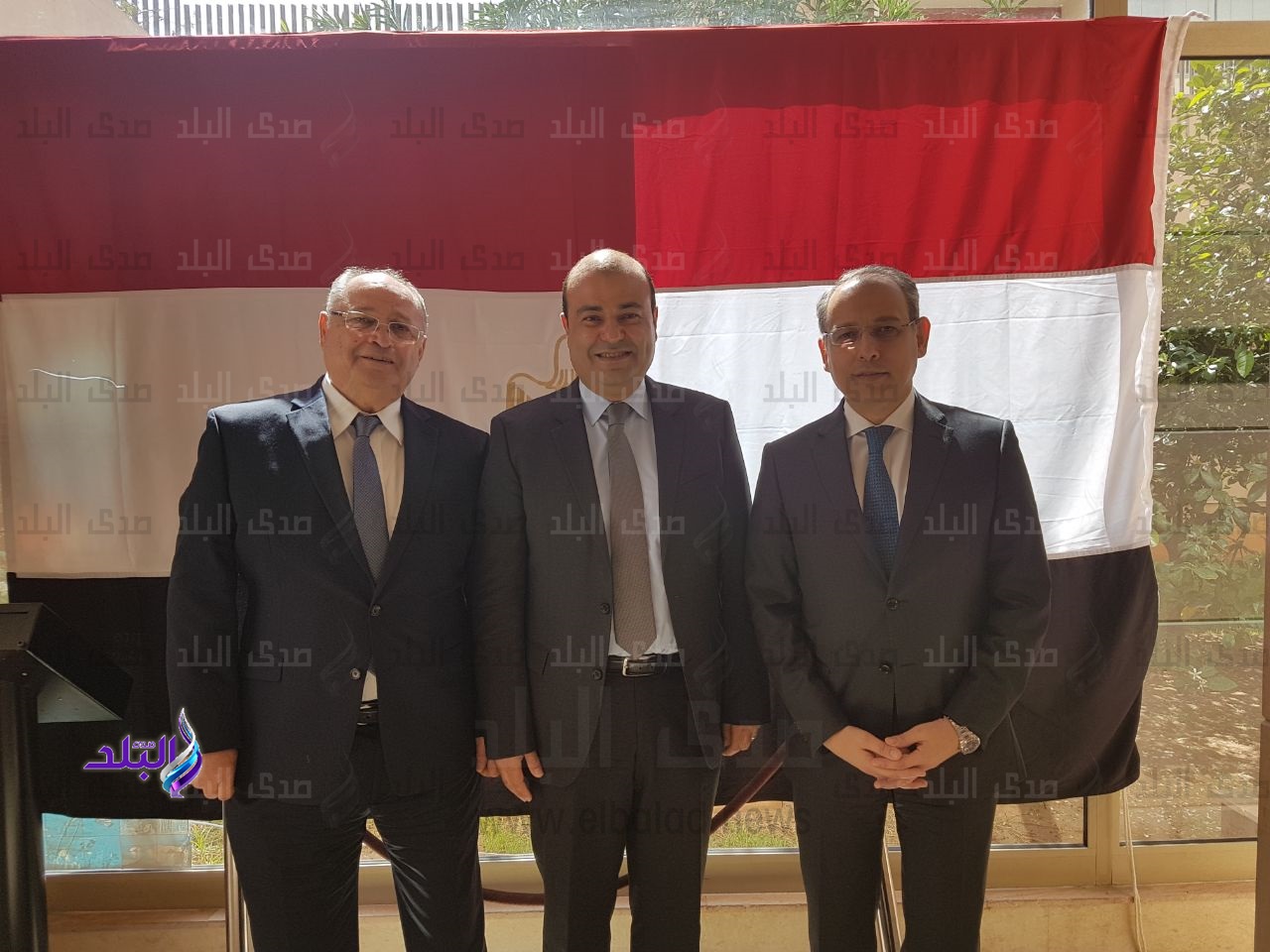 خالد حنفي يدلي بصوته في بيروت خالد حنفي يدلي بصوته في بيروت