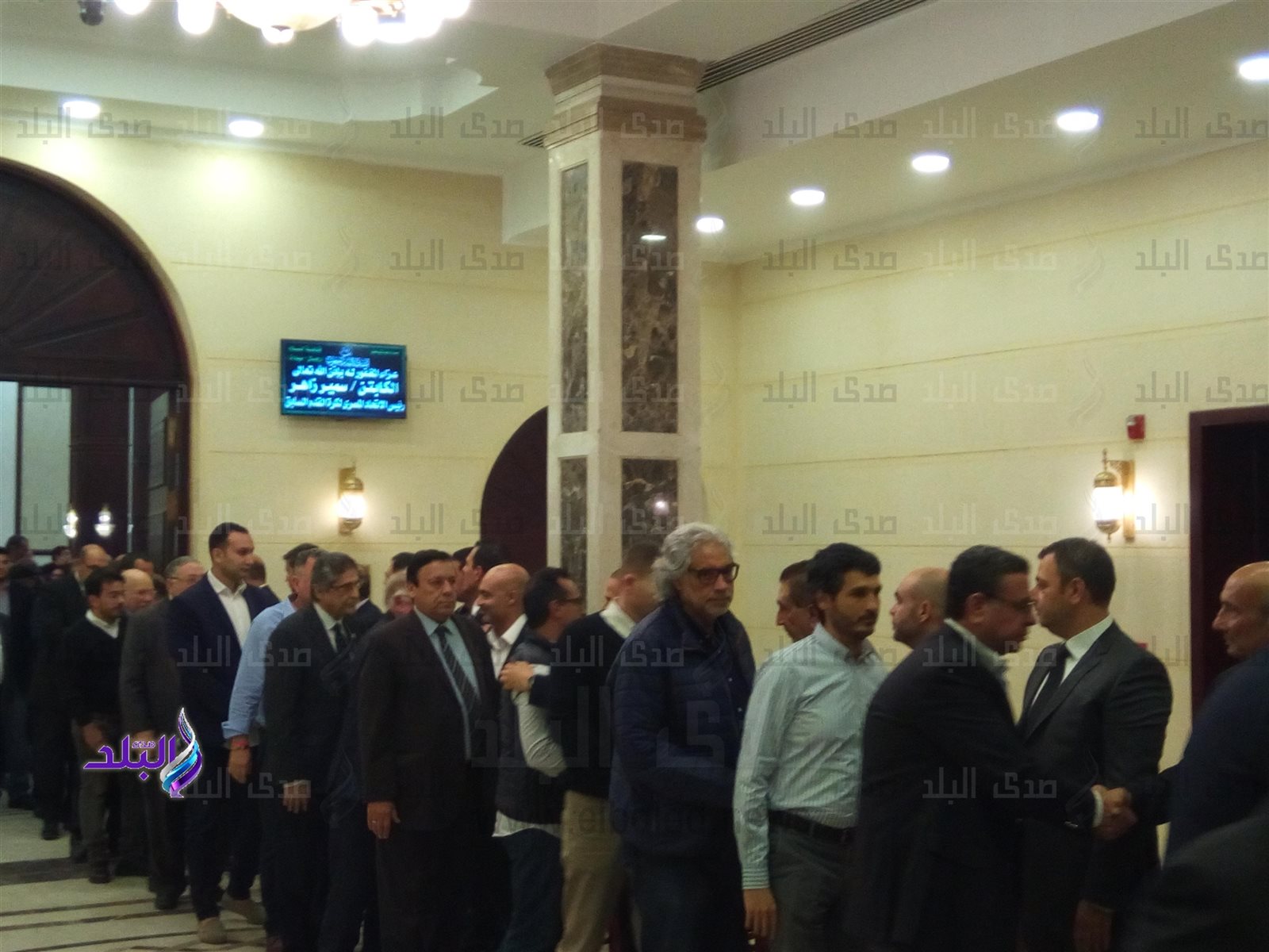 نجوم الاعلام والرياضة في عزاء سمير زاهر نجوم الاعلام والرياضة في عزاء سمير زاهر