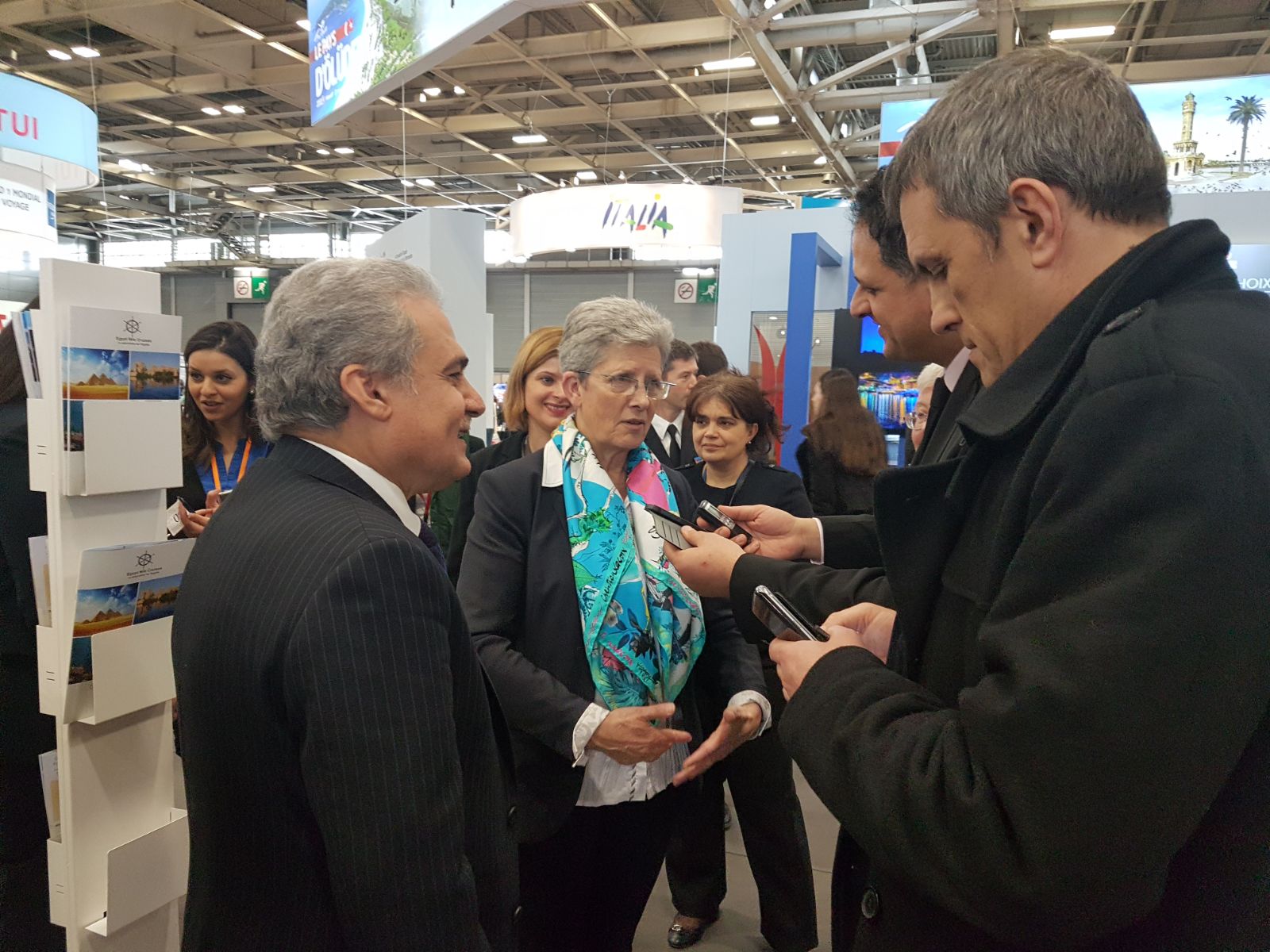 جانب من لقاءات المكتب السياحى بباريس