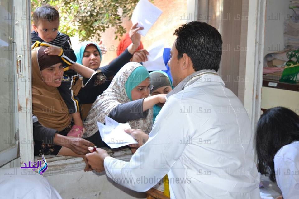 اتحاد الكتاب والمثقفين العرب يطلق قافلة طبية خيرية بالفيوم اتحاد الكتاب والمثقفين العرب يطلق قافلة طبية خيرية بالفيوم