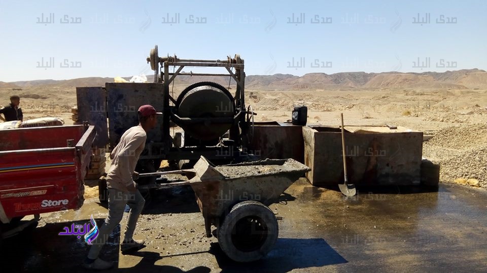  أعمال صب البلاطات الخرسانية بطريق العروبة