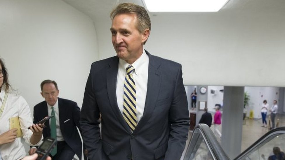 السناتور الجمهوري جيف فليك