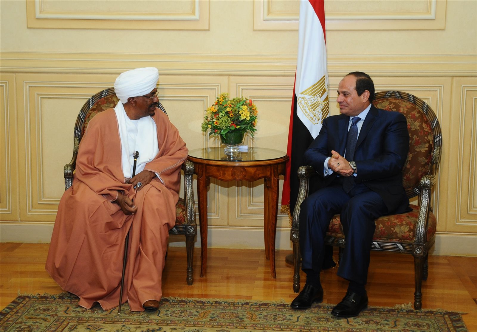 الرئيس السيسي والرئيس السوداني الرئيس السيسي والرئيس السوداني