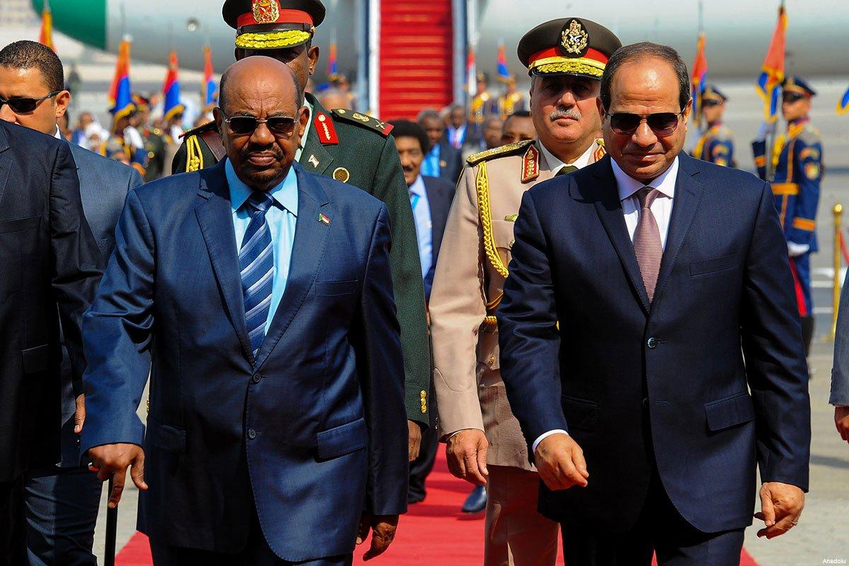 الرئيس السيسي والرئيس البشير الرئيس السيسي والرئيس البشير