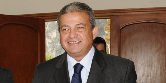 خالد عبد العزيز وزير الشباب والرياضة