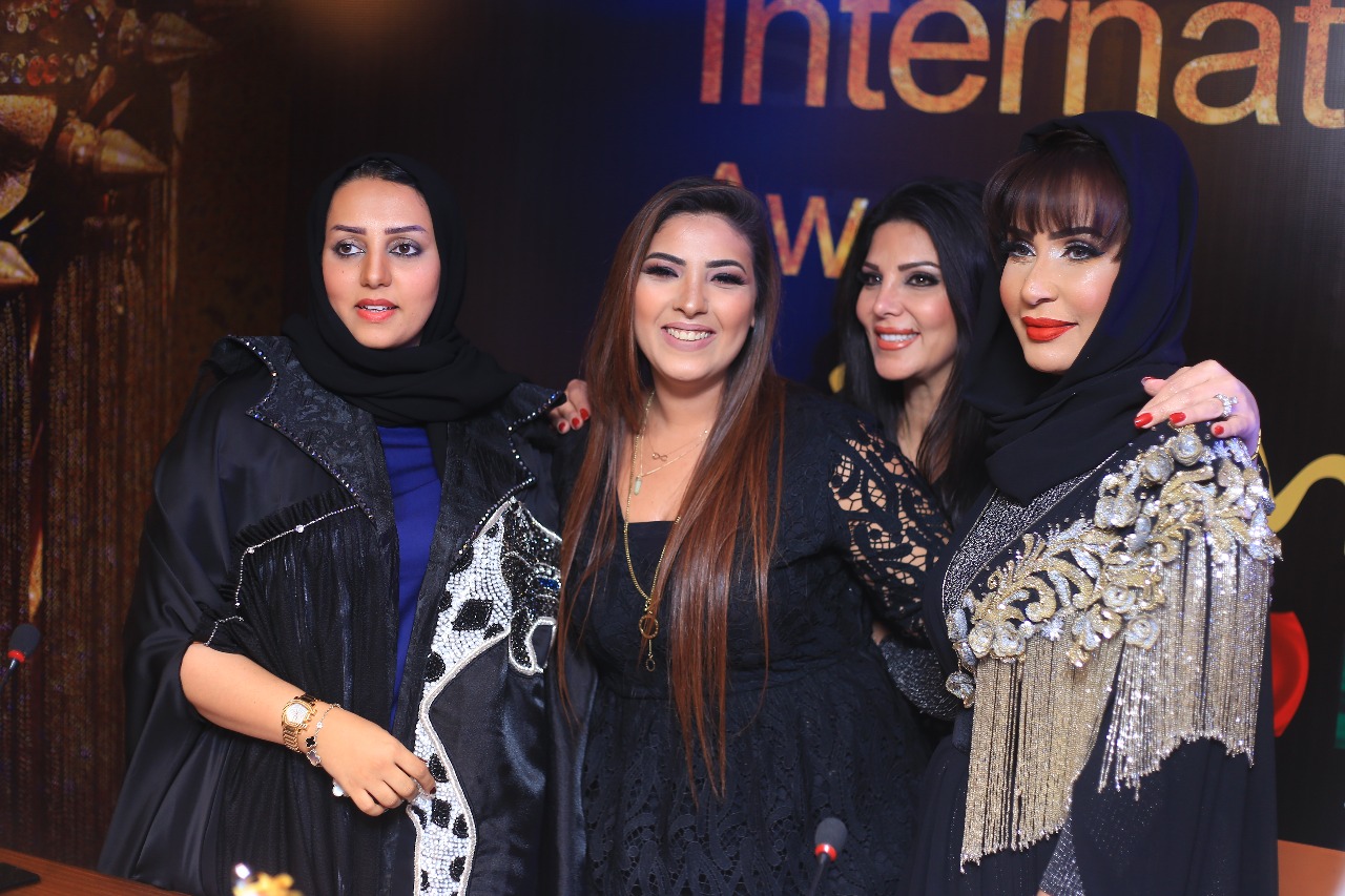 صناع "انترناشونال فاشون اوورد" 