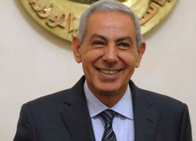 وزير الصناعة و التجارة الخارجية وزير الصناعة و التجارة الخارجية