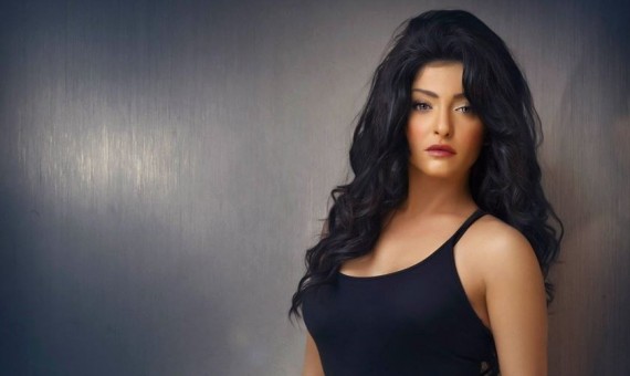 الفنانة علا غانم