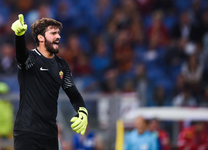 أليسون بيكر 